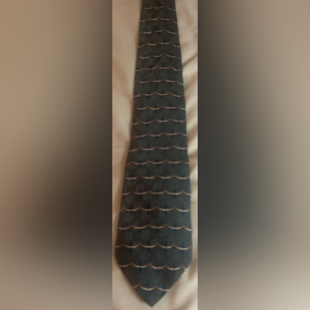 Men’s Tie. Bill Blass NEO. EUC